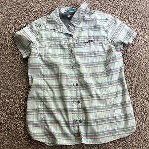 Columbia adventure shirt
